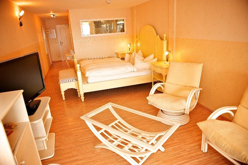 Hotel Panorama Seeresort & Warnitz